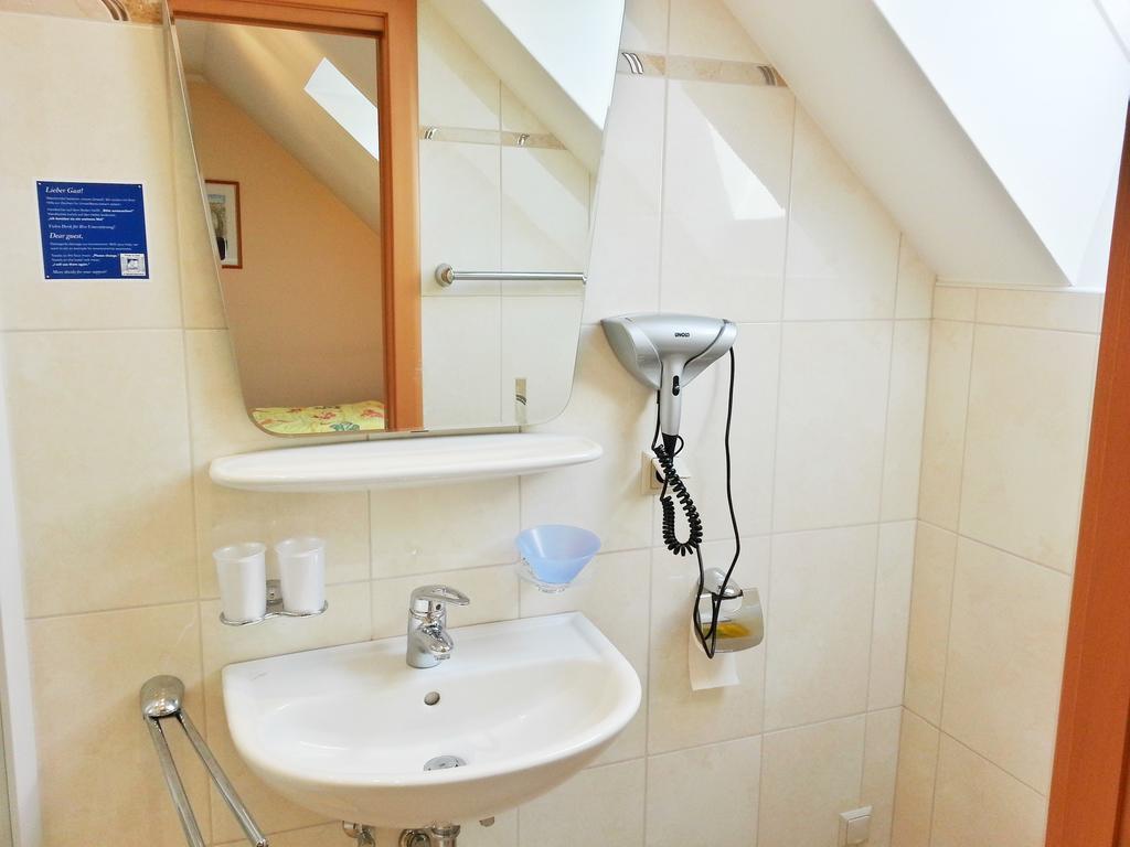 シュピッツ Gastehaus Zur Schonen Aussicht Bed & Breakfast エクステリア 写真